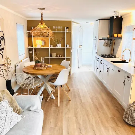 Trendy House Hattem Nr64 *